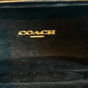 New in case blk Coach sunglasses with little dust cleaner cloth Coach | Accessories | New In Case Blk Coach Sunglasses With  main image 3